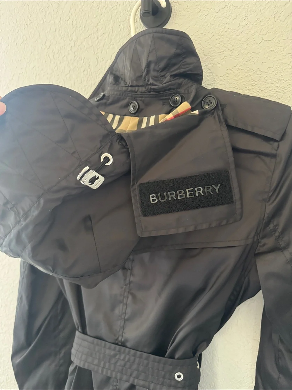 Burberry Black Trench Coat - Picture 4 of 17